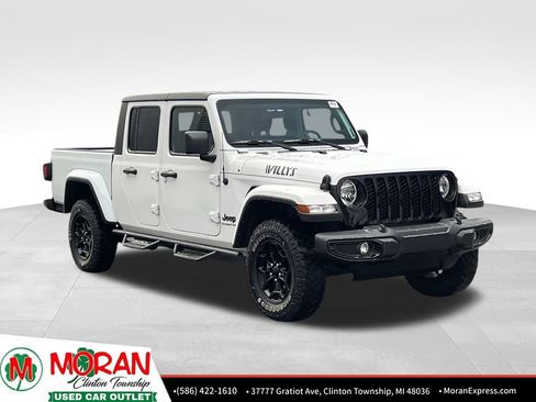Used 2022 Jeep Gladiator Willys image 8