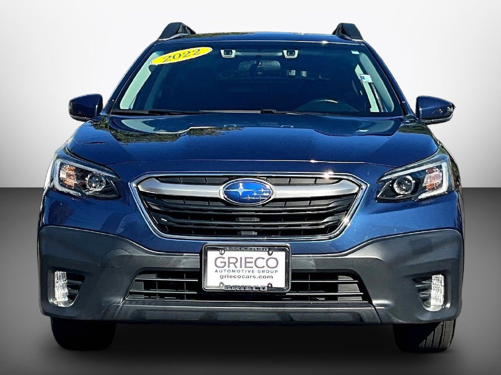 Used 2022 Subaru Outback Premium AWD/4WD image 2