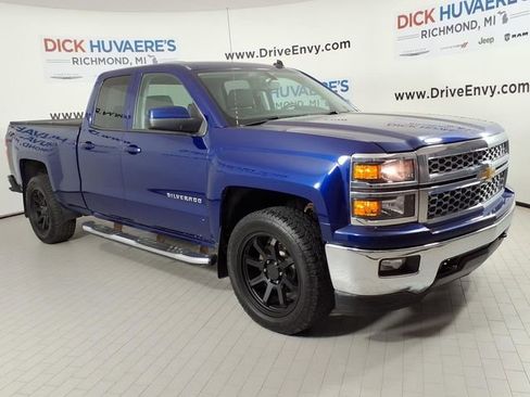 Used 2014 Chevrolet Silverado 1500 LT w/ LT Convenience Package AWD/4WD image 3