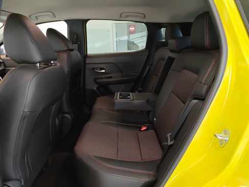 New 2026 Nissan Kicks SR w/ Cold Weather Package image 12