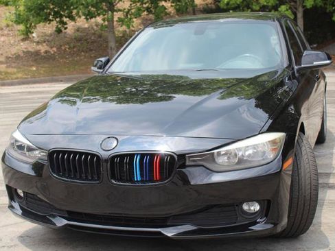 Used 2014 BMW 320i Sedan image 4