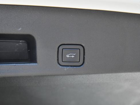 Used 2024 GMC Acadia Elevation FWD image 49