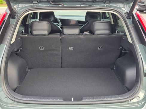 New 2026 Kia Niro SX Touring FWD image 18