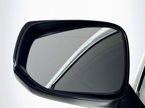 Certified 2025 Toyota RAV4 LE FWD image 5