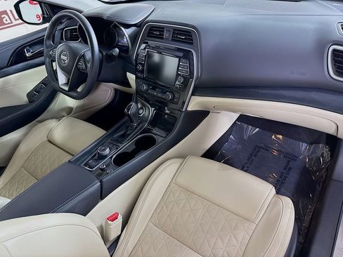 Used 2019 Nissan Maxima Platinum image 33