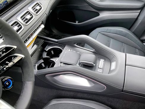 New 2026 Mercedes-Benz GLE 53 AMG 4MATIC Coupe image 8