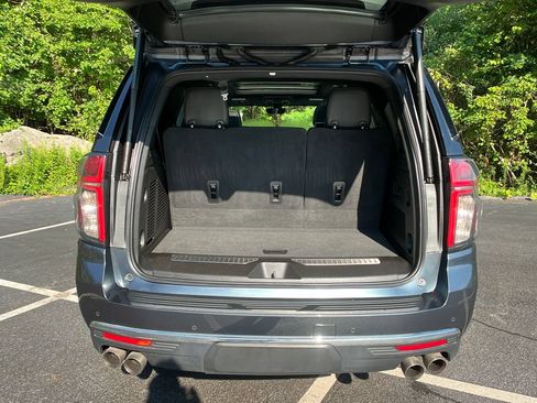 Used 2021 Chevrolet Tahoe Premier AWD/4WD image 26