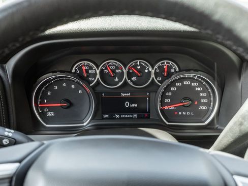 Used 2022 Chevrolet Silverado 1500 LT Trail Boss w/ Bed Protection Package AWD/4WD image 14