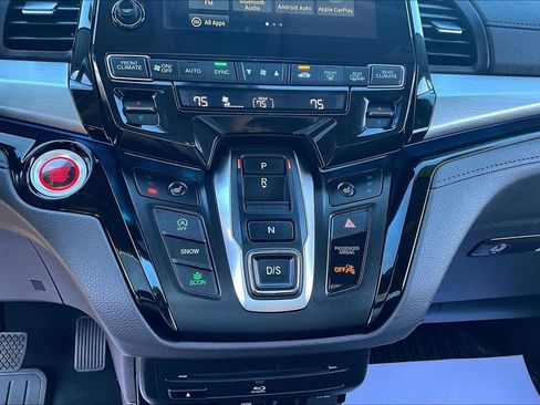 Used 2023 Honda Odyssey Touring image 30