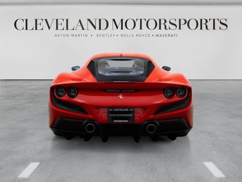 Used 2021 Ferrari F8 Tributo RWD image 11