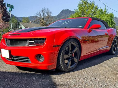 Used 2012 Chevrolet Camaro SS w/ RS Package RWD image 22