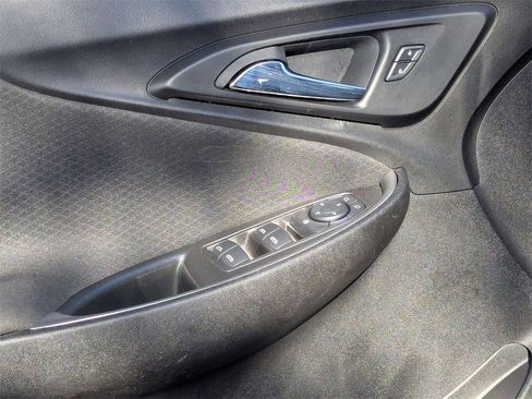 Used 2023 Chevrolet Malibu LT image 17