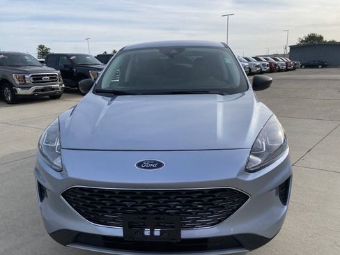 Used 2022 Ford Escape SE w/ Cold Weather Package image 6