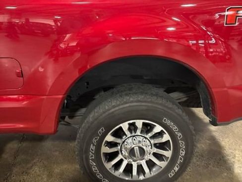 Used 2022 Ford F250 Lariat w/ Lariat Value Package AWD/4WD image 11