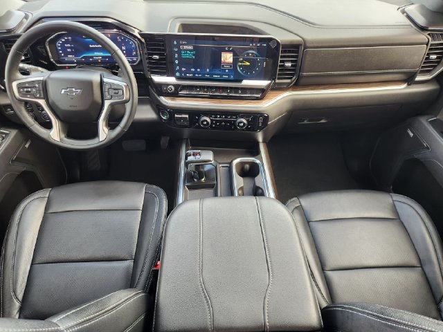 Used 2025 Chevrolet Silverado 1500 RST w/ Z71 Off-Road Package AWD/4WD image 26