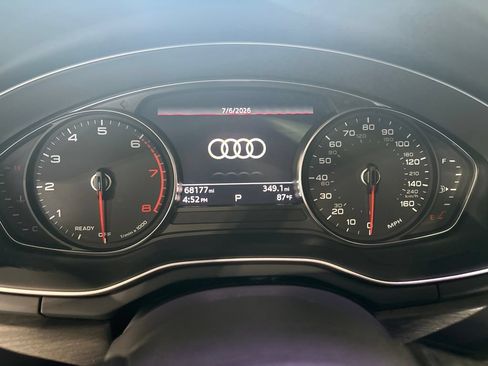 Used 2020 Audi A4 2.0T Premium w/ Convenience Package FWD image 10