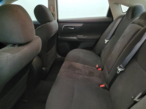 Used 2015 Nissan Altima 2.5 S w/ Power Driver Seat Package FWD image 18