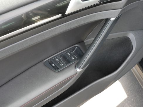 Used 2015 Volkswagen GTI S FWD image 19