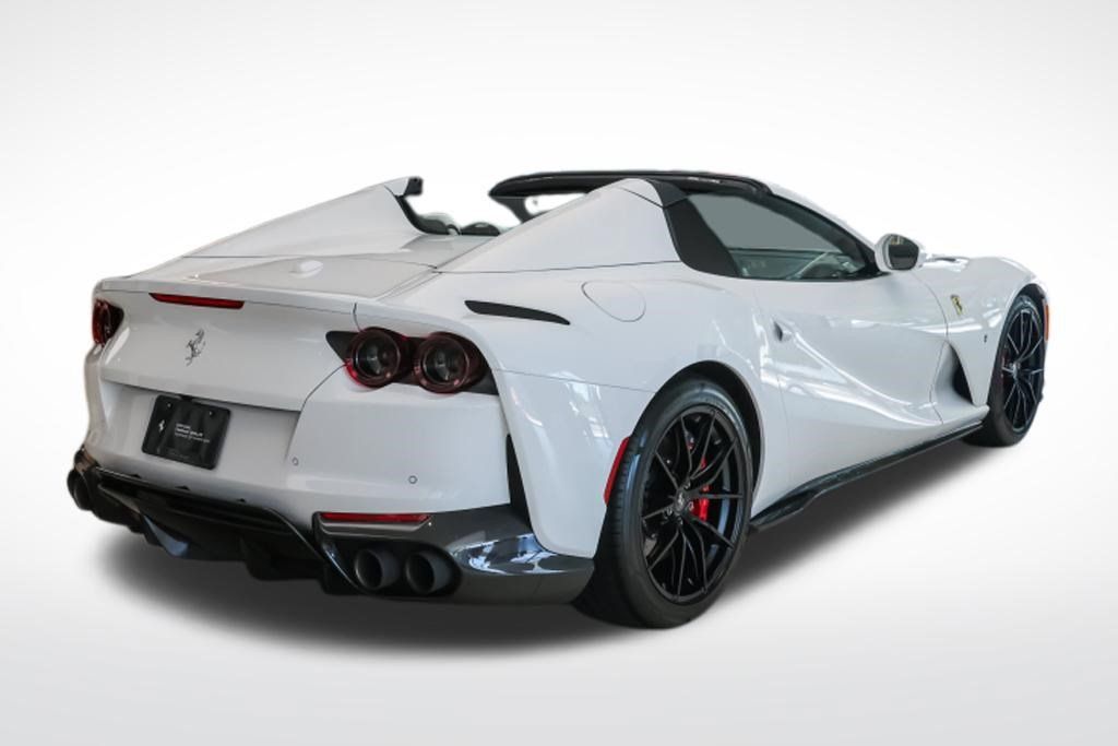 Used 2023 Ferrari 812 GTS RWD image 5