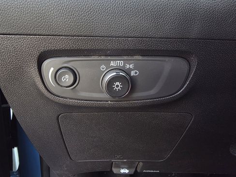 Used 2025 Buick Encore GX Sport Touring w/ Comfort Package image 13