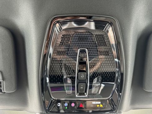 New 2026 Cadillac Vistiq Luxury image 23