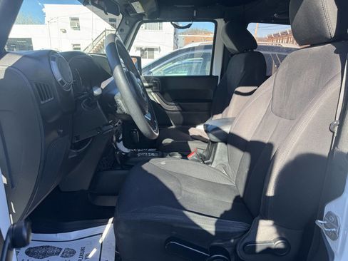 Used 2014 Jeep Wrangler Sport image 10