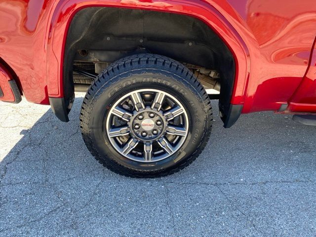 Used 2024 GMC Sierra 1500 AT4 w/ Technology Package AWD/4WD image 25
