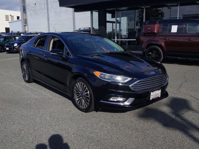 Used 2017 Ford Fusion Titanium FWD image 3