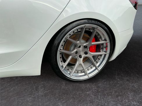 Used 2023 Tesla Model 3 Performance image 10