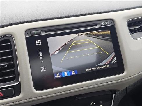 Used 2017 Honda HR-V EX image 26