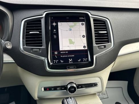 Used 2017 Volvo XC90 T6 Momentum w/ Vision Package AWD/4WD image 15