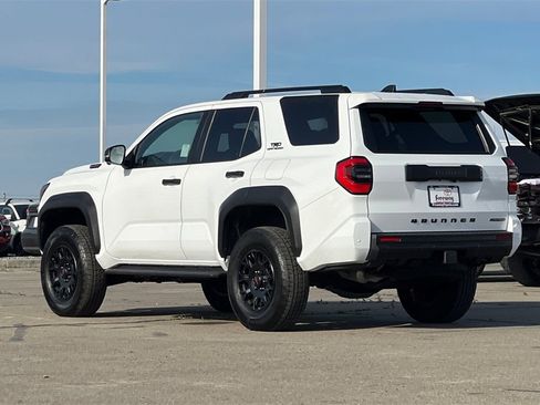 Certified 2025 Toyota 4Runner TRD Off-Road Premium image 7