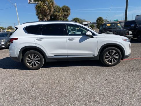Used 2019 Hyundai Santa Fe FWD image 2