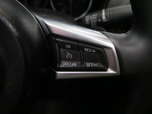 Used 2016 MAZDA MX-5 Miata Club RWD image 14