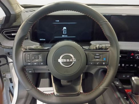 Used 2026 Nissan Kicks SR FWD image 10