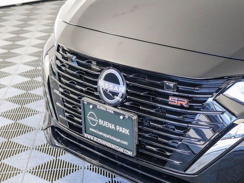 New 2025 Nissan Sentra SR image 5