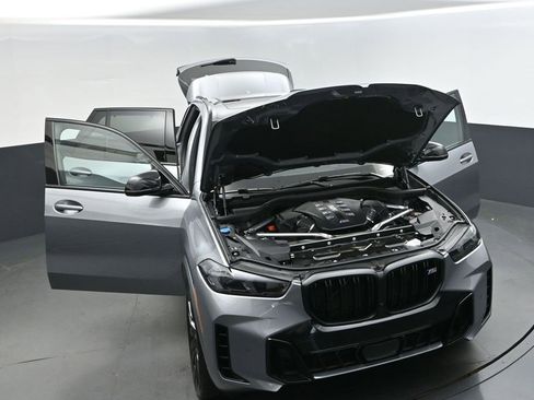 New 2026 BMW X5 M60i image 53