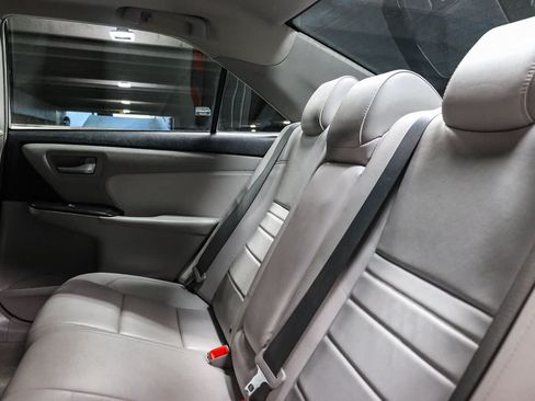 Certified 2017 Toyota Camry XLE w/ Moonroof Package FWD image 22