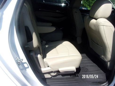 Used 2018 Buick Enclave Premium w/ Experience Buick Package AWD/4WD image 13