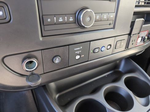 New 2025 Chevrolet Express 2500 w/ Driver Convenience Package image 26