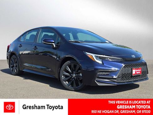 Certified 2024 Toyota Corolla SE FWD image 1