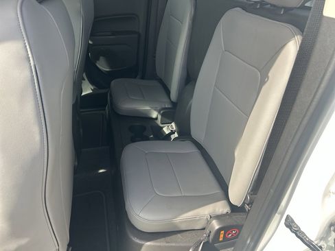 Used 2021 Chevrolet Colorado W/T image 17