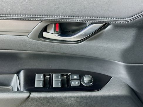 Used 2025 MAZDA CX-5 AWD 2.5 S w/ Preferred Package image 15