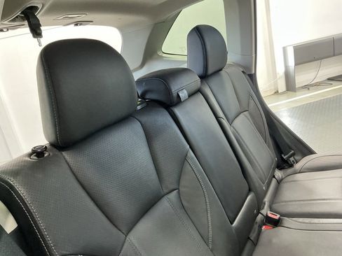 Used 2022 Subaru Forester Touring image 28
