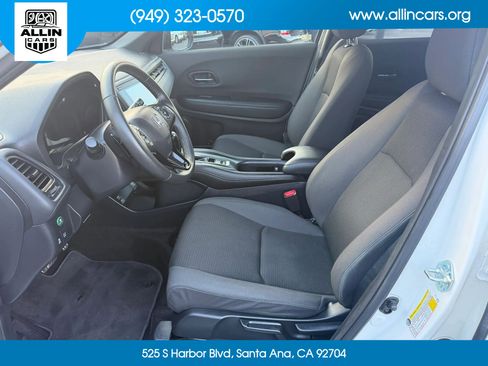 Used 2021 Honda HR-V Sport image 7