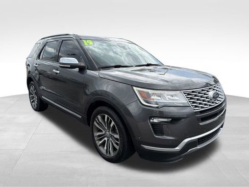 Used 2019 Ford Explorer Platinum AWD/4WD image 1