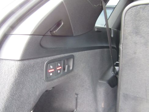 Used 2017 Audi Q7 3.0T Premium Plus w/ Premium Plus Package image 19