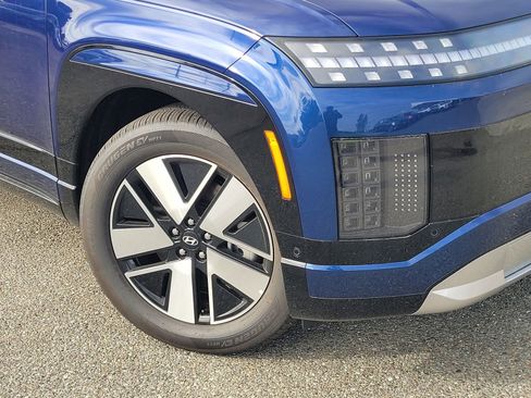 New 2026 Hyundai Ioniq 9 SEL image 6