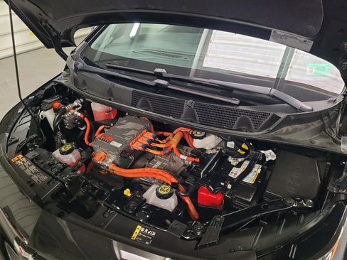 Used 2023 Chevrolet Bolt LT image 40