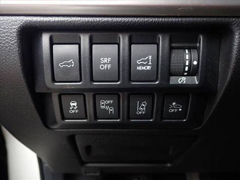 Used 2017 Subaru Outback 2.5i Touring w/ Popular Package #5A AWD/4WD image 15